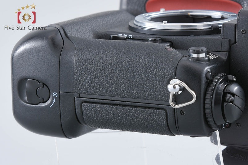 Nikon F5 35mm SLR Film Camera Body