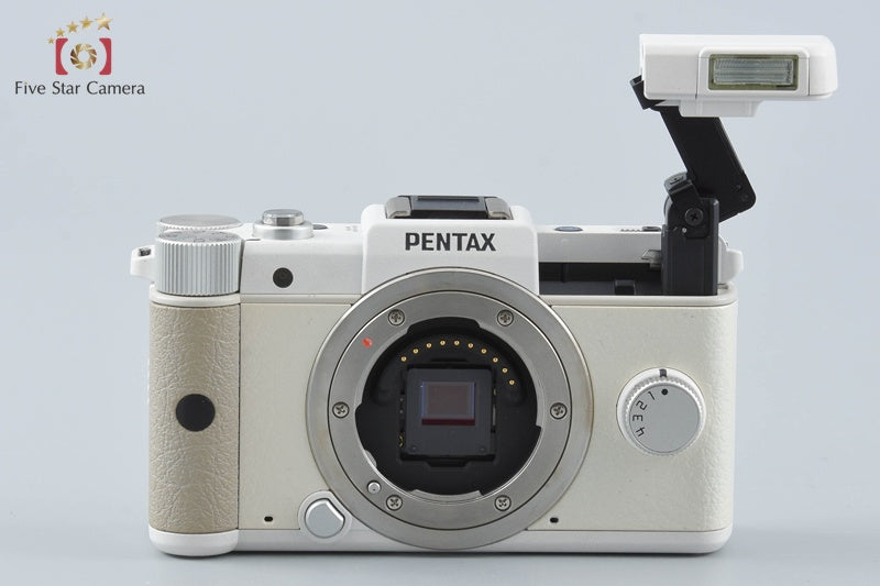 "Shutter count 1,999" PENTAX Q White 12.4 MP Digital Mirrorless Camera Body