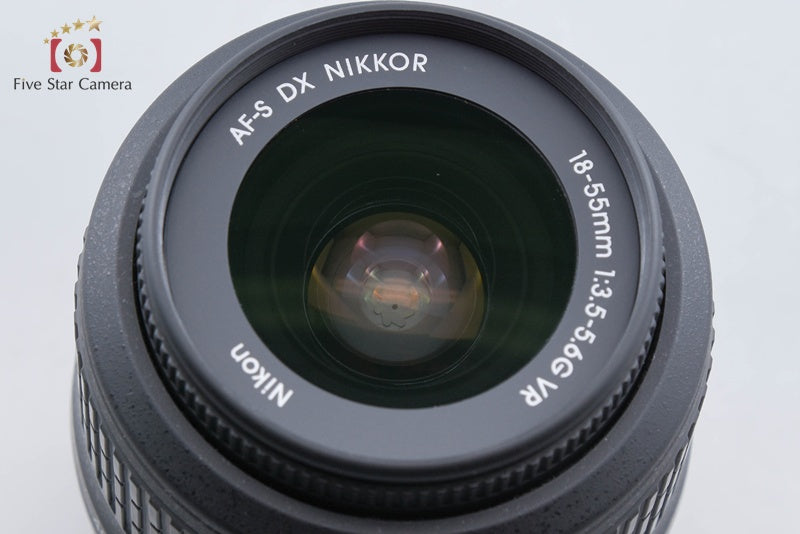 Nikon AF-S DX NIKKOR 18-55mm f/3.5-5.6 G VR