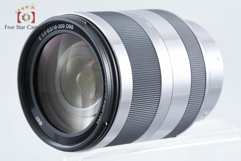 SONY E 18-200mm f/3.5-6.3 OSS SEL18200 Silver w/ Box