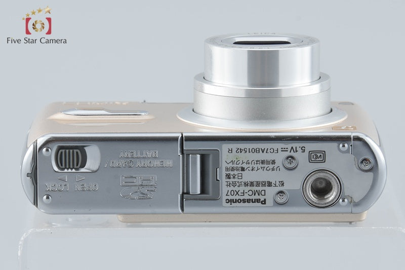 Panasonic LUMIX DMC-FX07 7.2 MP Gloss Gold Digital Camera from Japan