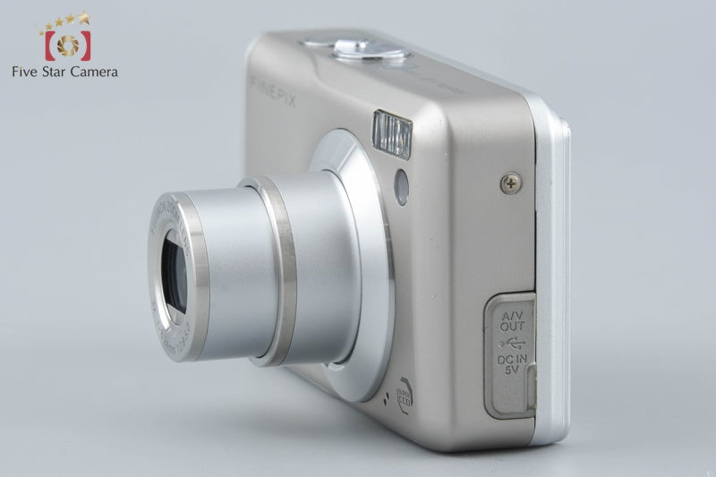 Fujifilm FINEPIX F30 6.3 MP Digital Camera from Japan