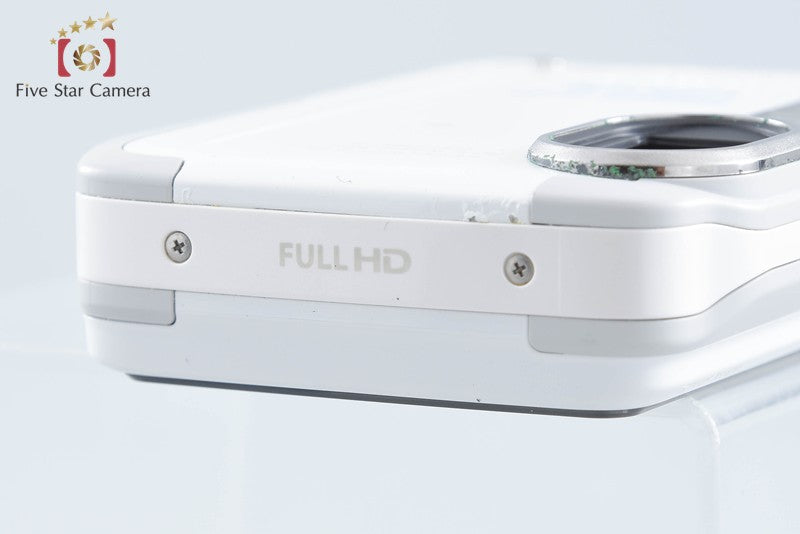 Olympus Stylus TG-630 Tough White 12.0 MP Waterproof Digital Camera from Japan