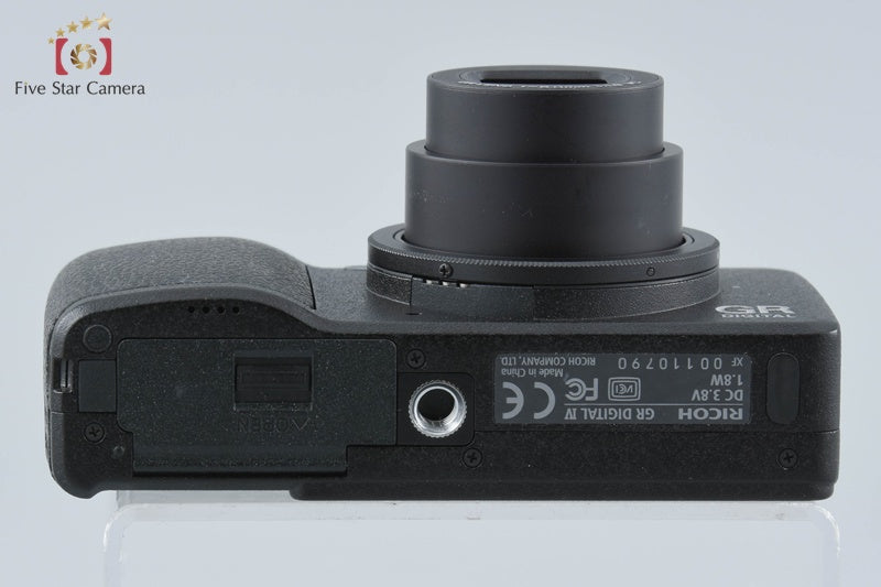 "Count 313" Ricoh GR Digital IV Black 10.0 MP Digital Camera from Japan