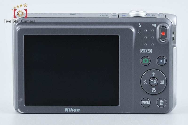 Nikon COOLPIX S3700 Silver 20.1 MP Digital Camera from Japan