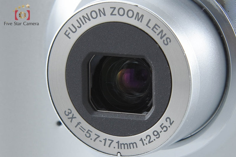Fujifilm FinePix AV130 Silver 12.2 MP Digital Camera from Japan