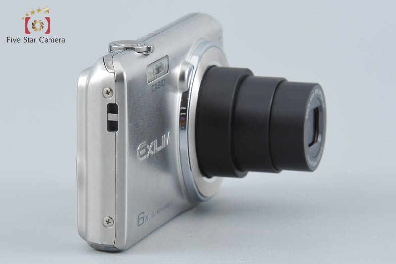 CASIO EXILIM EX-Z780 Silver 16.1 MP Digital Camera w/ Box from Japan