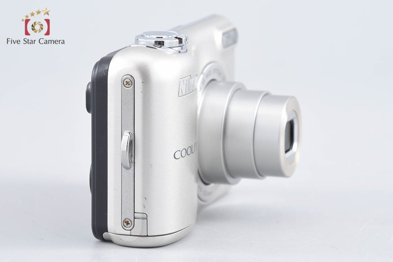 Nikon COOLPIX L32 Silver 20.1 MP Digital Camera from Japan