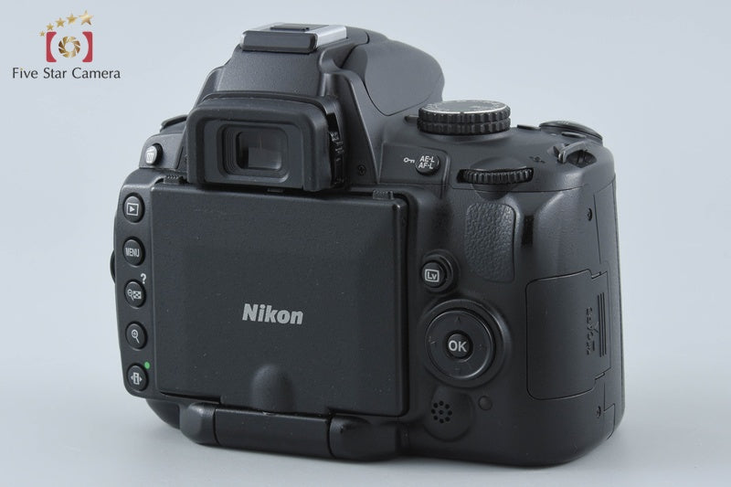 Nikon D5000 12.3 MP DSLR Camera 18-55 VR Lens from Japan