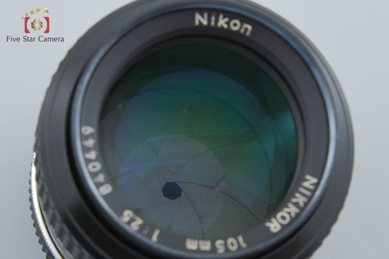 Nikon Ai NIKKOR 105mm f/2.5 from Japan