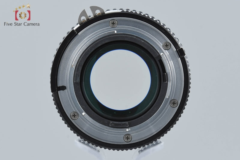 Nikon Ai NIKKOR 105mm f/2.5 from Japan