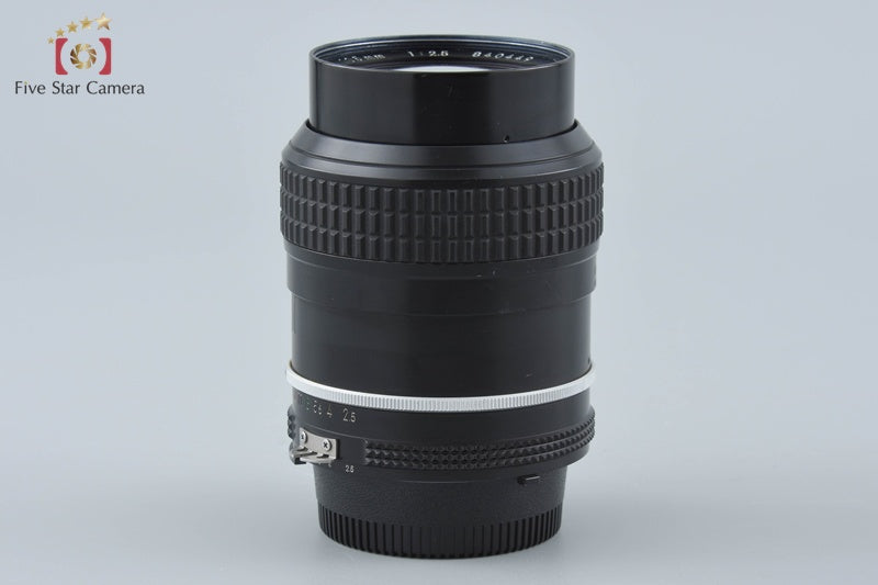 Nikon Ai NIKKOR 105mm f/2.5 from Japan