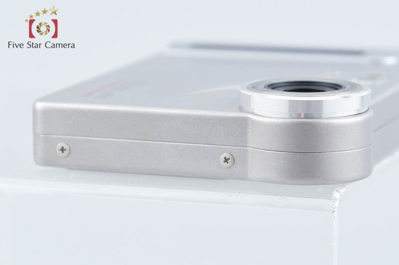 CASIO EXILIM EX-S2 Silver 2.0 MP Digital Camera from Japan