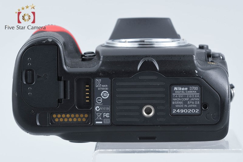 Nikon D700 12.1 MP Digtal SLR Camera + MB-D10 Battery Pack from Japan