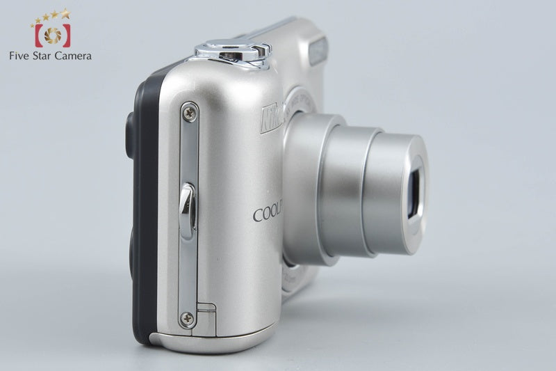 Nikon COOLPIX L30 Silver 20.0 MP Digital Camera from Japan