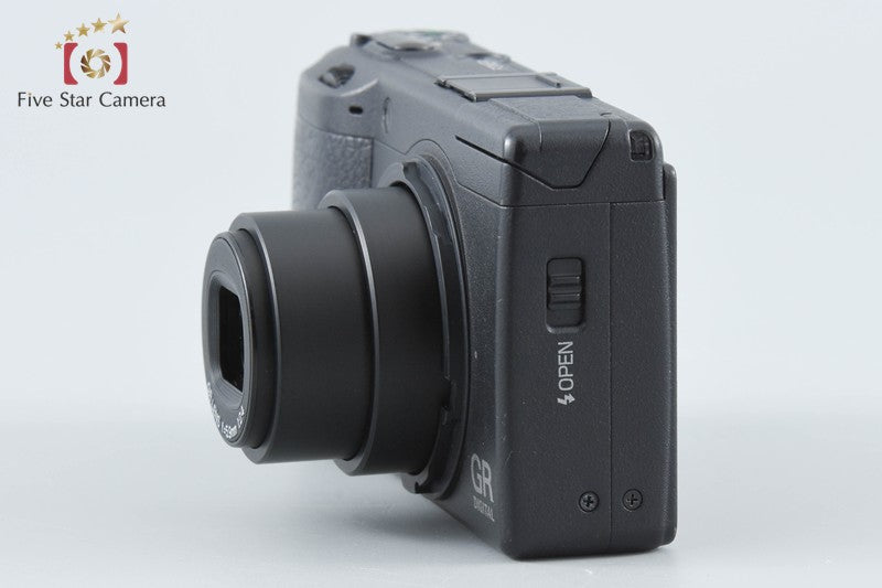 "Shutter count 97" Ricoh GR Digital II 10.0 MP Digital Camera from Japan