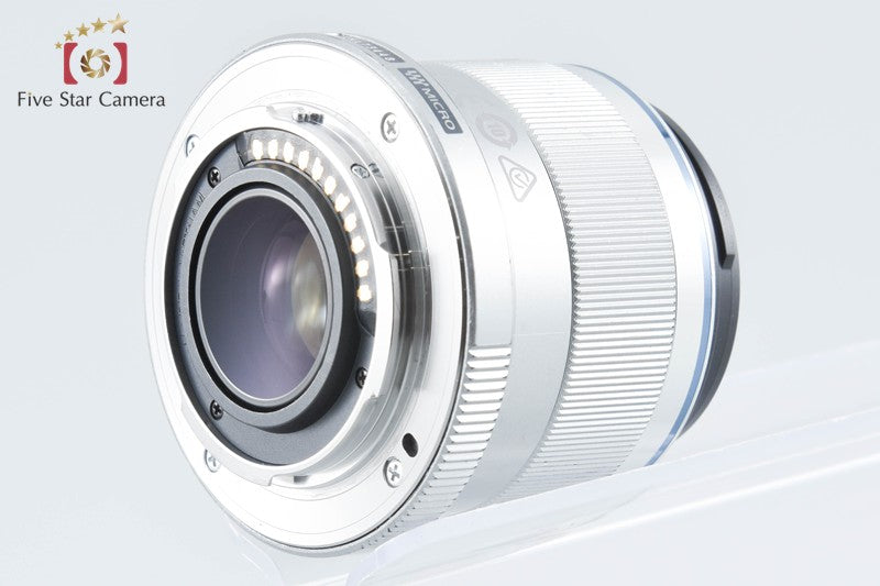 Olympus M.ZUIKO DIGITAL 45mm f/1.8 Silver from Japan