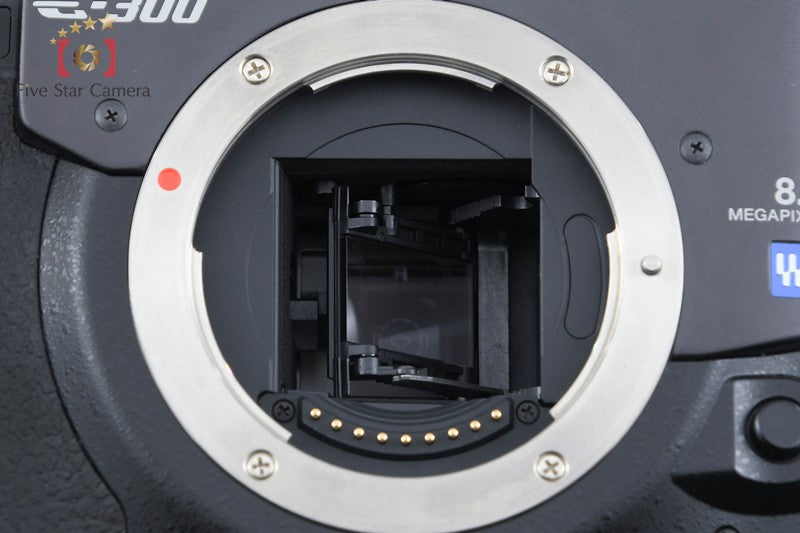"Shutter count 2,473" Olympus E-300 8.0 MP DSLR Camera Body from Japan