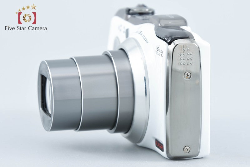 Fujifilm FinePix F550EXR White 16.0 MP Digital Camera from Japan