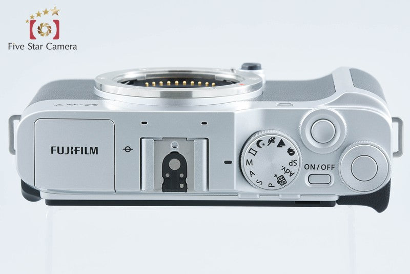Fujifilm X-A7 24.2 MP Silver Digital Mirrorless Camera Body from Japan