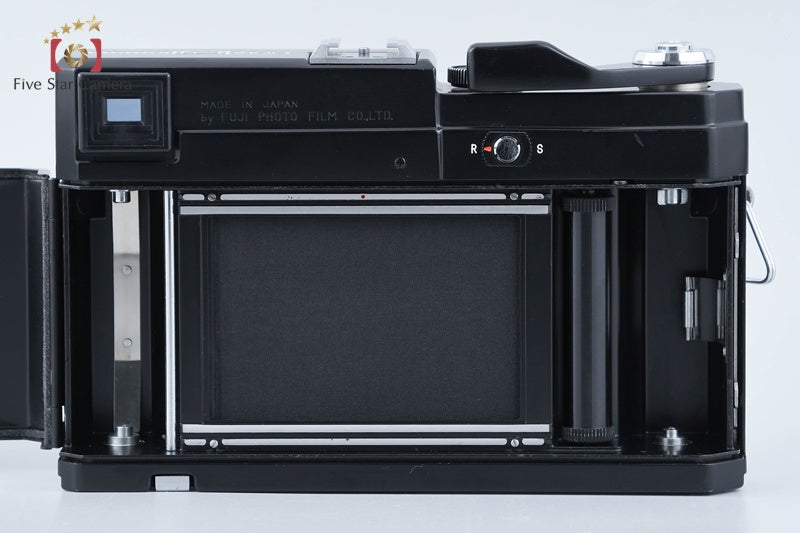 Fujifilm FUJICA G690 BLP Medium Format Film Camera from Japan