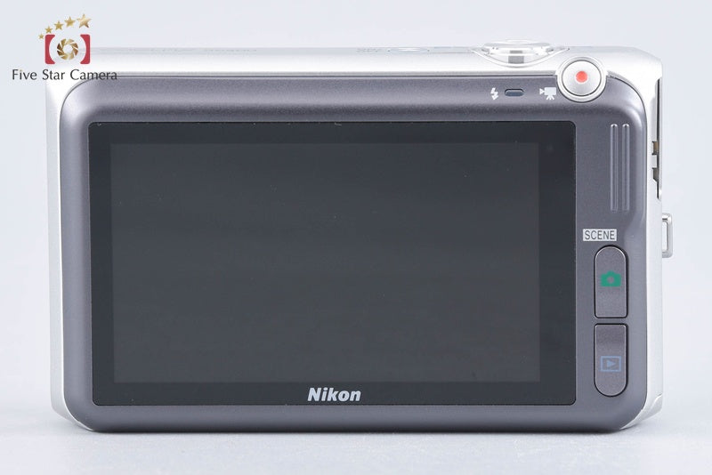 Nikon COOLPIX S6400 Crystal Silver 16.0 MP Digital Camera w/ Box from Japan
