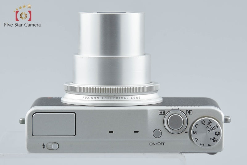 Fujifilm XQ2 Silver 12.0 MP Digital Camera w/ Box from Japan