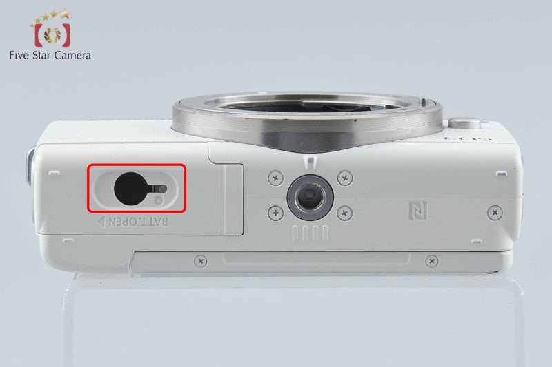 Canon EOS M100 White 24.2 MP Digital Mirrorless Camera from Japan
