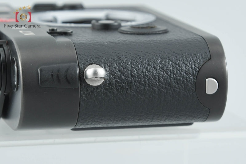 Leica M7 0.72 Black Chrome Rangefinder Film Camera Body from Japan