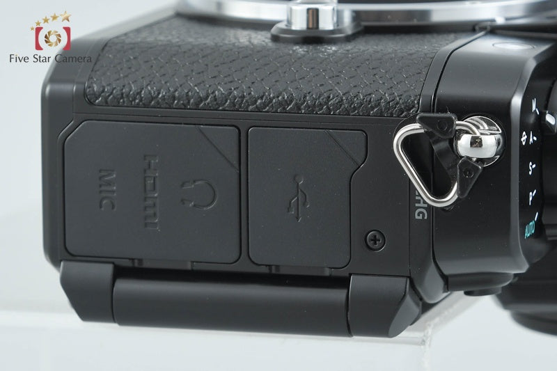 "Shutter count 671" Nikon Zf 24.5 MP Mirrorless Digital Camera Body from Japan