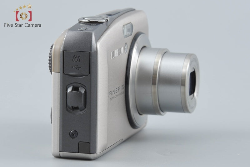 Fujifilm FinePix F60fd Silver 12.0 MP Digital Camera from Japan