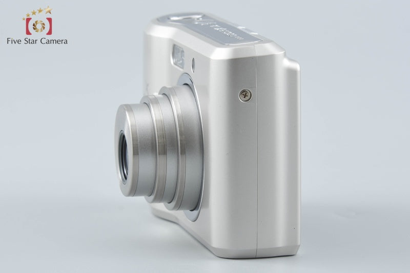 Nikon COOLPIX L18 Silver 8.0 MP Digital Camera from Japan