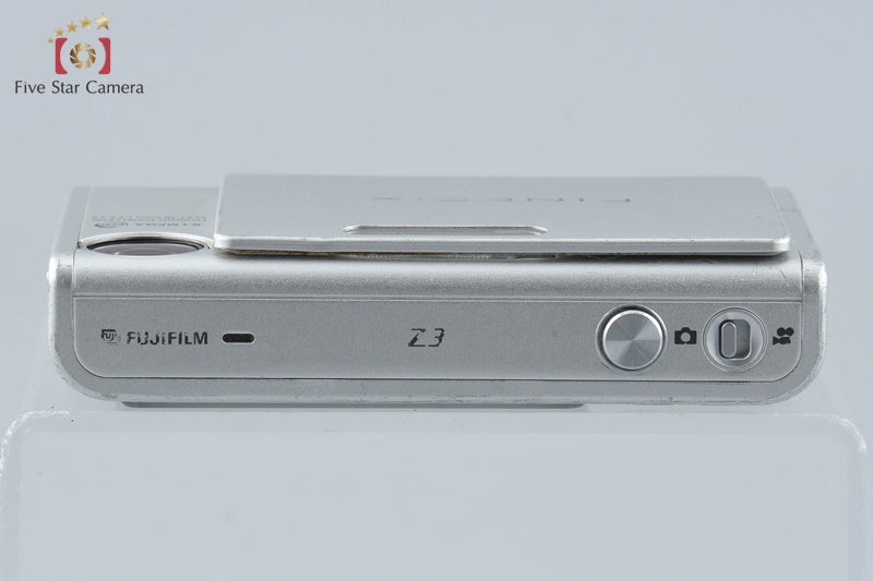 Fujifilm FinePix Z3 Silver 5.1 MP Digital Camera from Japan