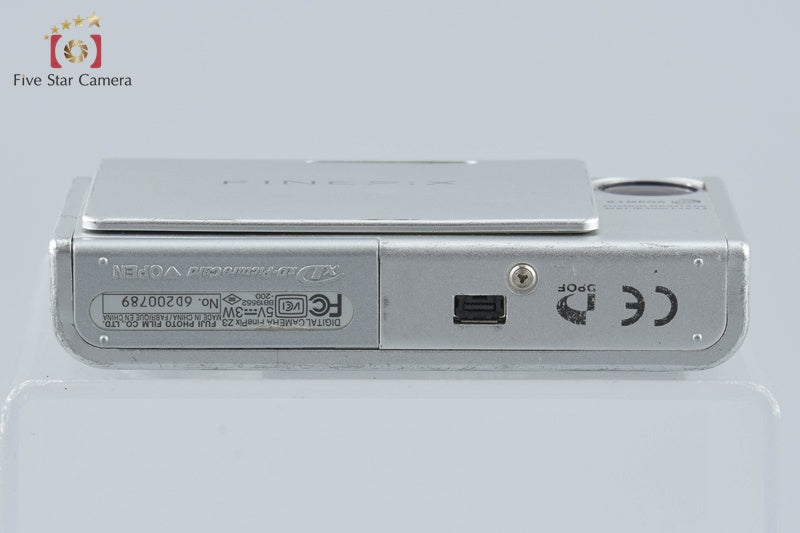 Fujifilm FinePix Z3 Silver 5.1 MP Digital Camera from Japan