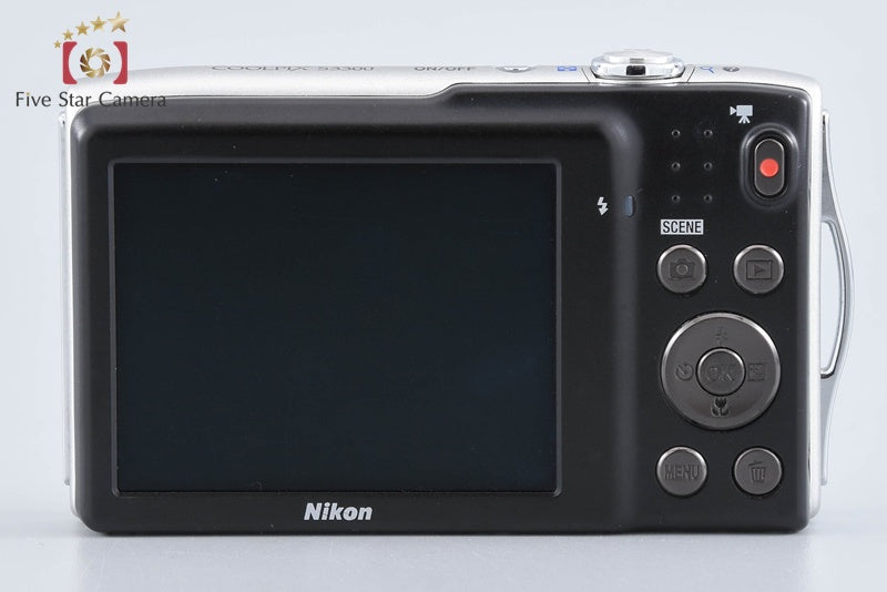 Nikon COOLPIX S3300 Crystal Silver 16.0 MP Digital Camera from Japan