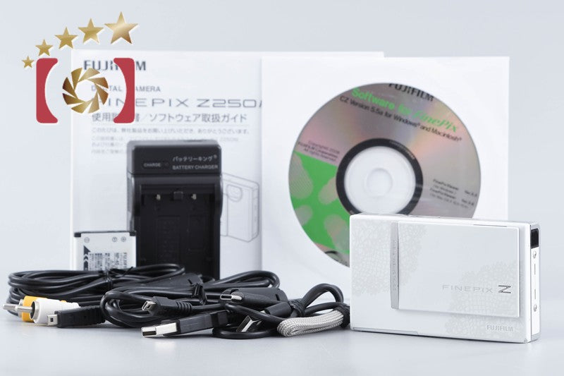 Fujifilm FinePix Z250fd Decoration White 10.0 MP Digital Camera from Japan