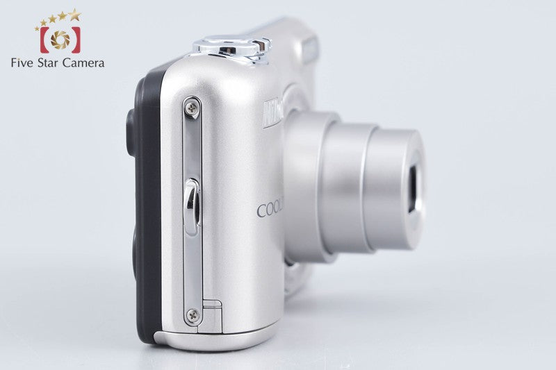 Nikon COOLPIX L32 Silver 20.1 MP Digital Camera from Japan