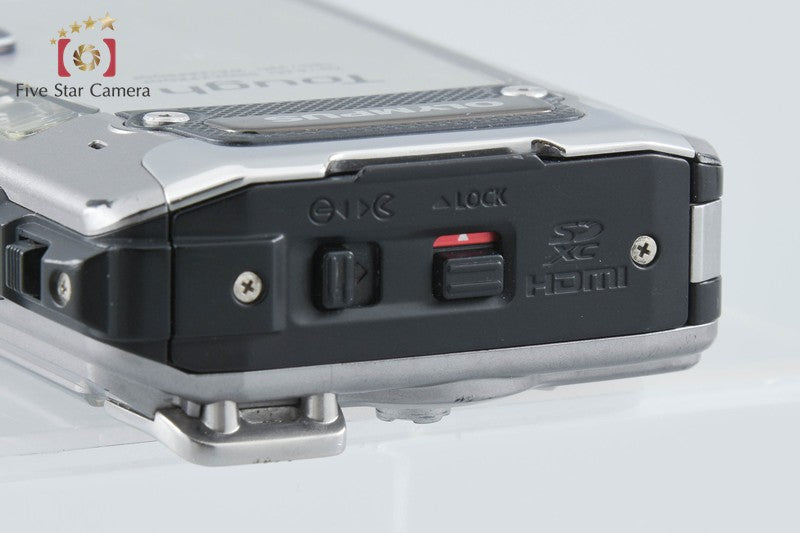 Olympus TOUGH TG-820 Silver 12.0 MP Waterproof Digital Camera from Japan