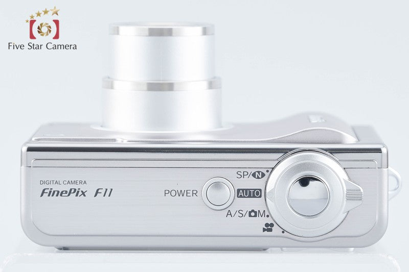 Fujifilm FinePix F11 6.3 MP Digital Camera from Japan