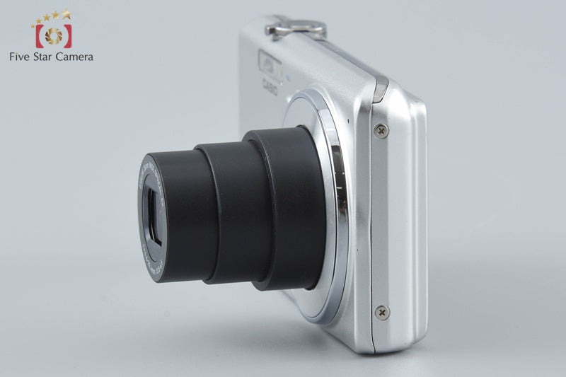 CASIO EXILIM EX-Z900 Silver 16.1 MP Digital Camera from Japan