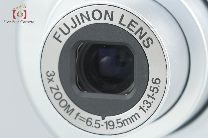 Fujifilm FinePix JV250 Silver 16.0 MP Digital Camera from Japan