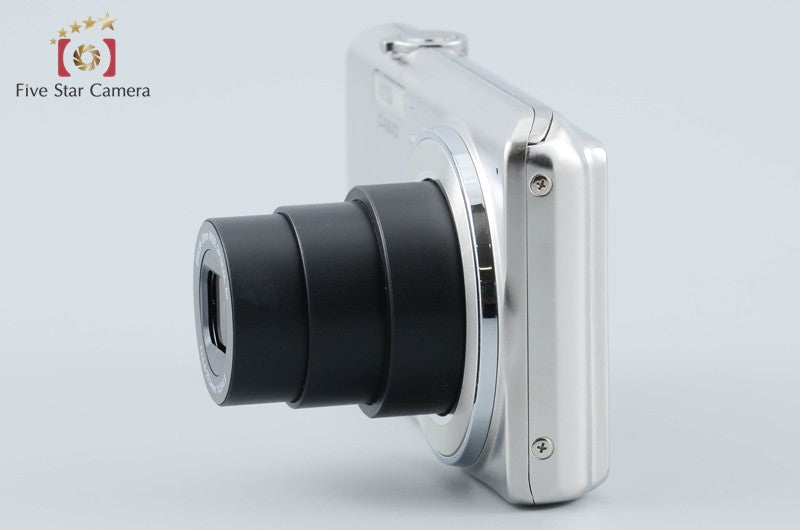 CASIO EXILIM EX-Z770 Silver 16.1 MP Digital Camera from Japan