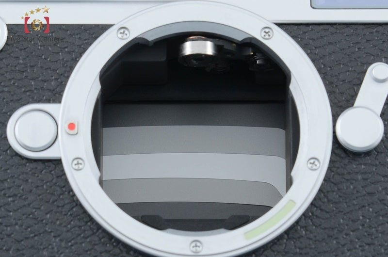 Leica M10 24.0 MP Silver Chrome Digital Rangefinder Camera Body from Japan
