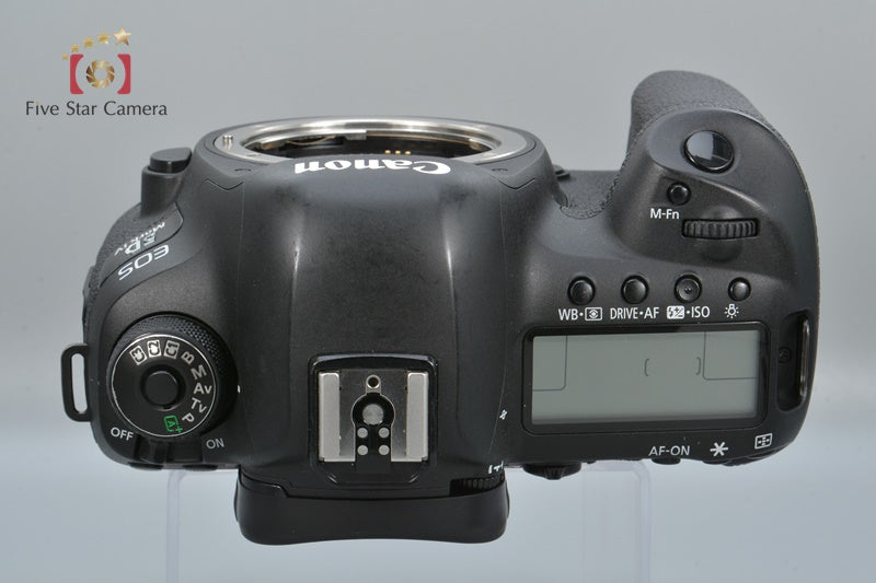 Canon EOS 5D Mark IV 30.4MP DSLR Camera + BG-E20 Battery Grip