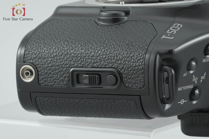 Canon EOS-1 35mm SLR Film Camera Body