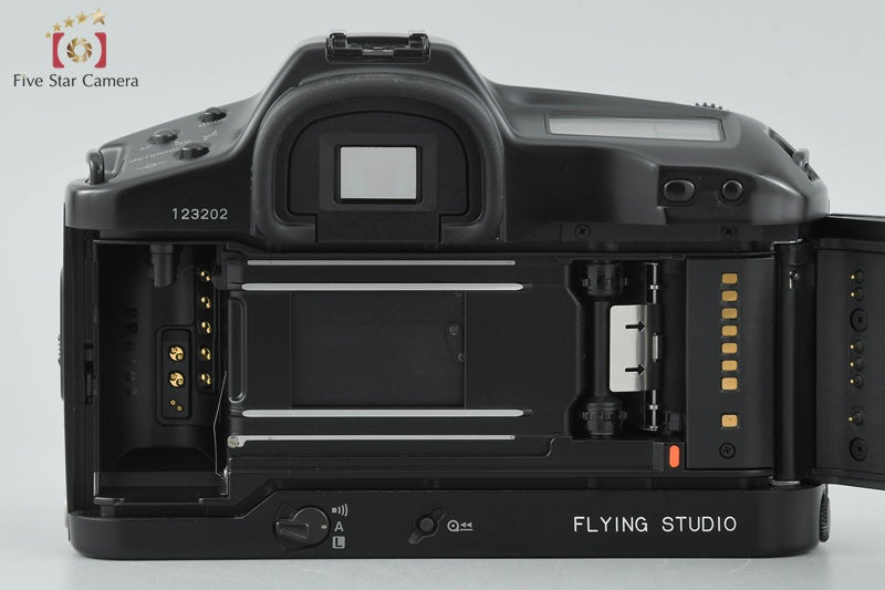 Canon EOS-1 35mm SLR Film Camera Body