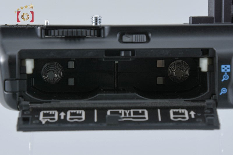 Canon EOS 5D 12.8 MP Full Frame Digital SLR + BG-E4 Battery Grip