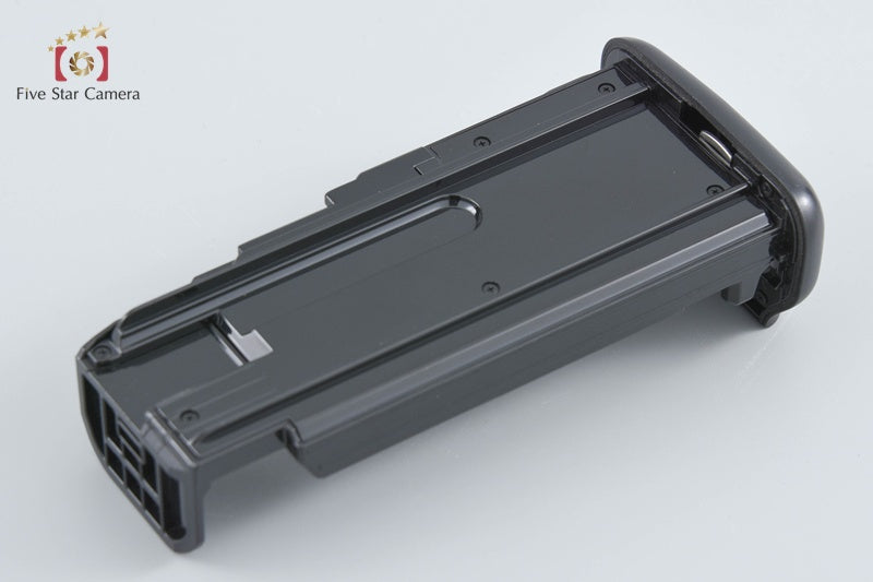 Canon EOS 7D Mark II 20.2 MP Digital SLR Camera + BG-E16 Battery Grip