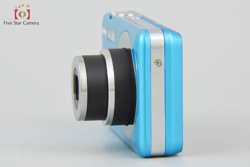 Very Good!! Casio EXILIM EX-Z800 Hawaiian Blue 14.1 MP Digital Camera w/ Box