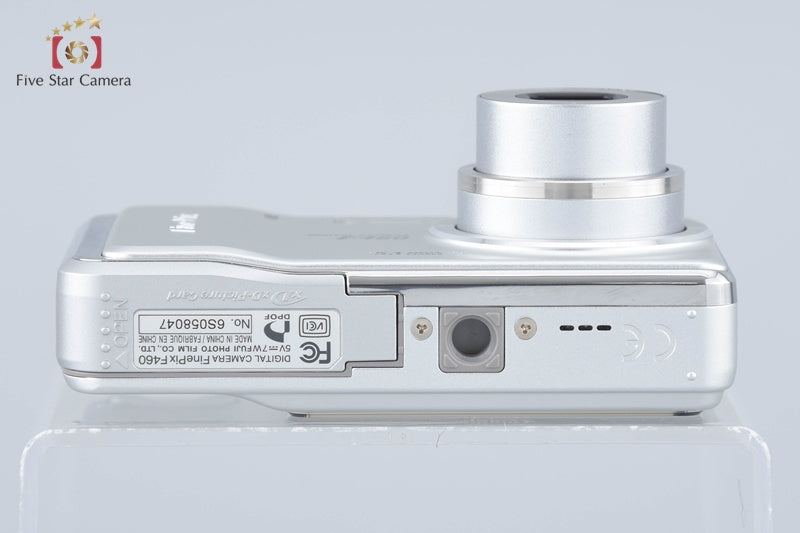 Fujifilm FinePix F460 Silver 5.1 MP Digital Camera